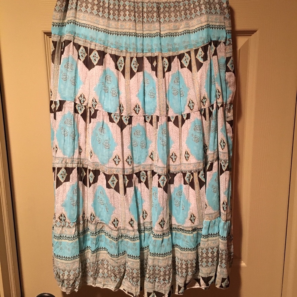 Skirt size medium